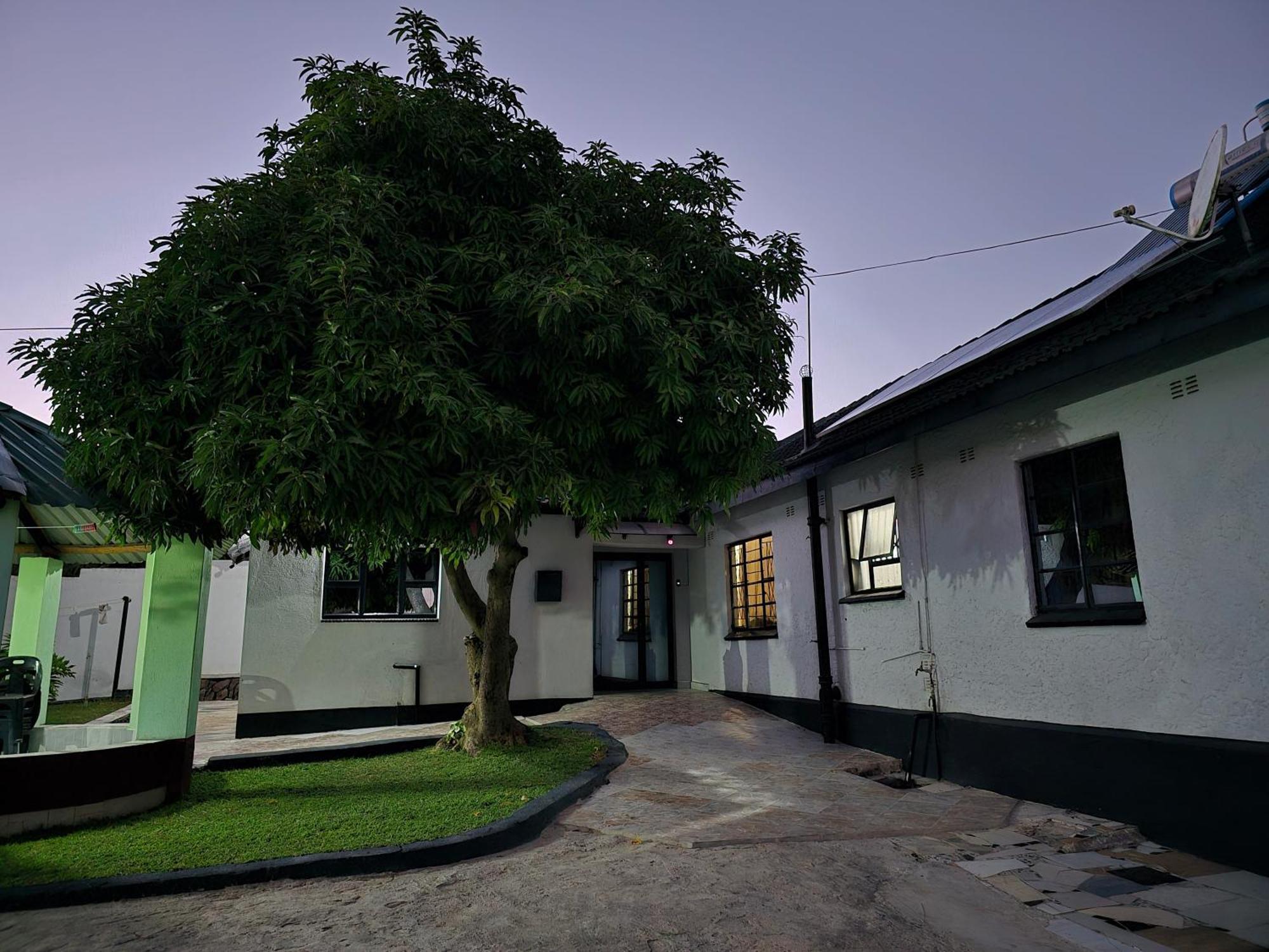 26 Pike Place Mutare Exterior photo