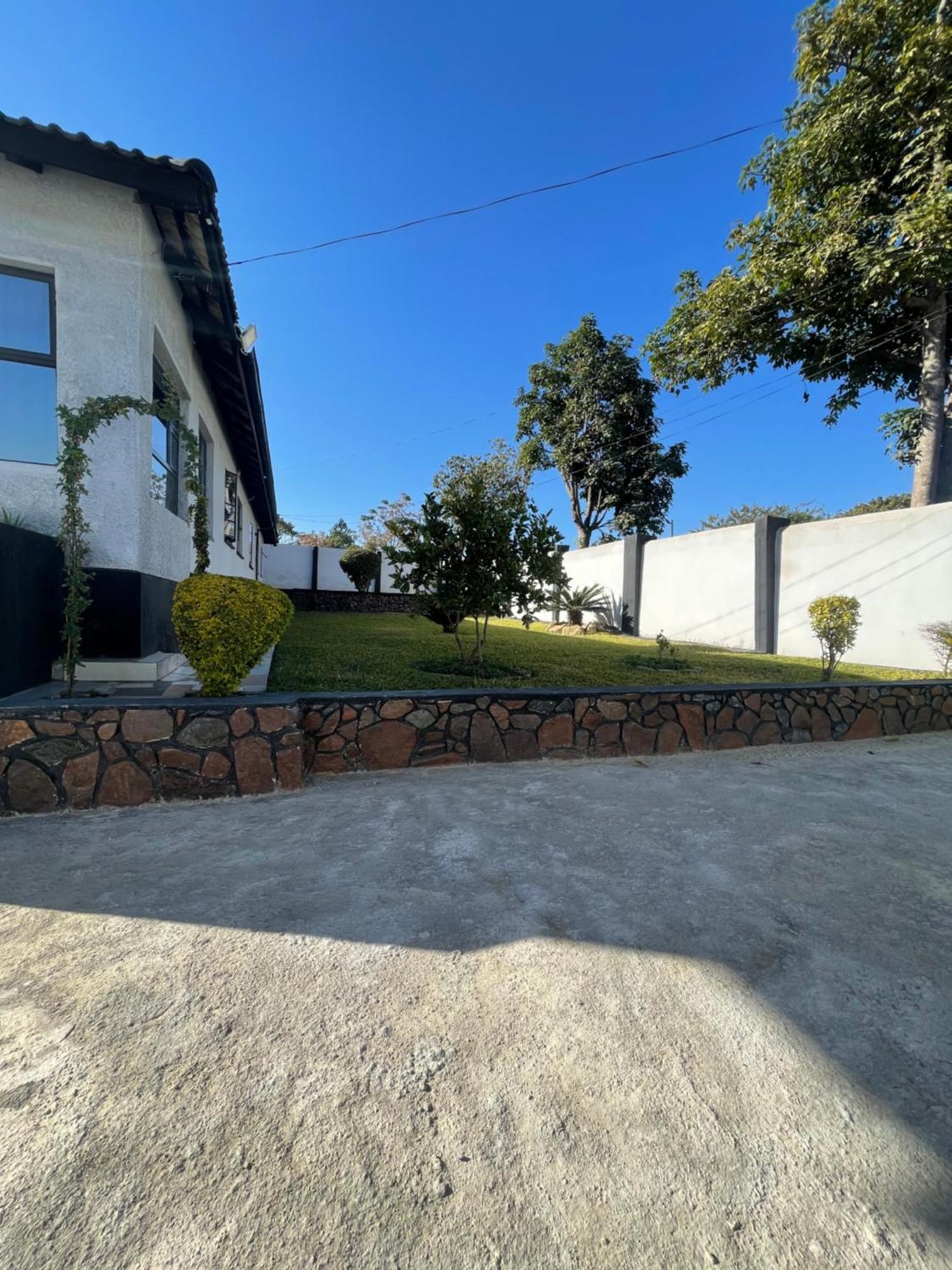 26 Pike Place Mutare Exterior photo