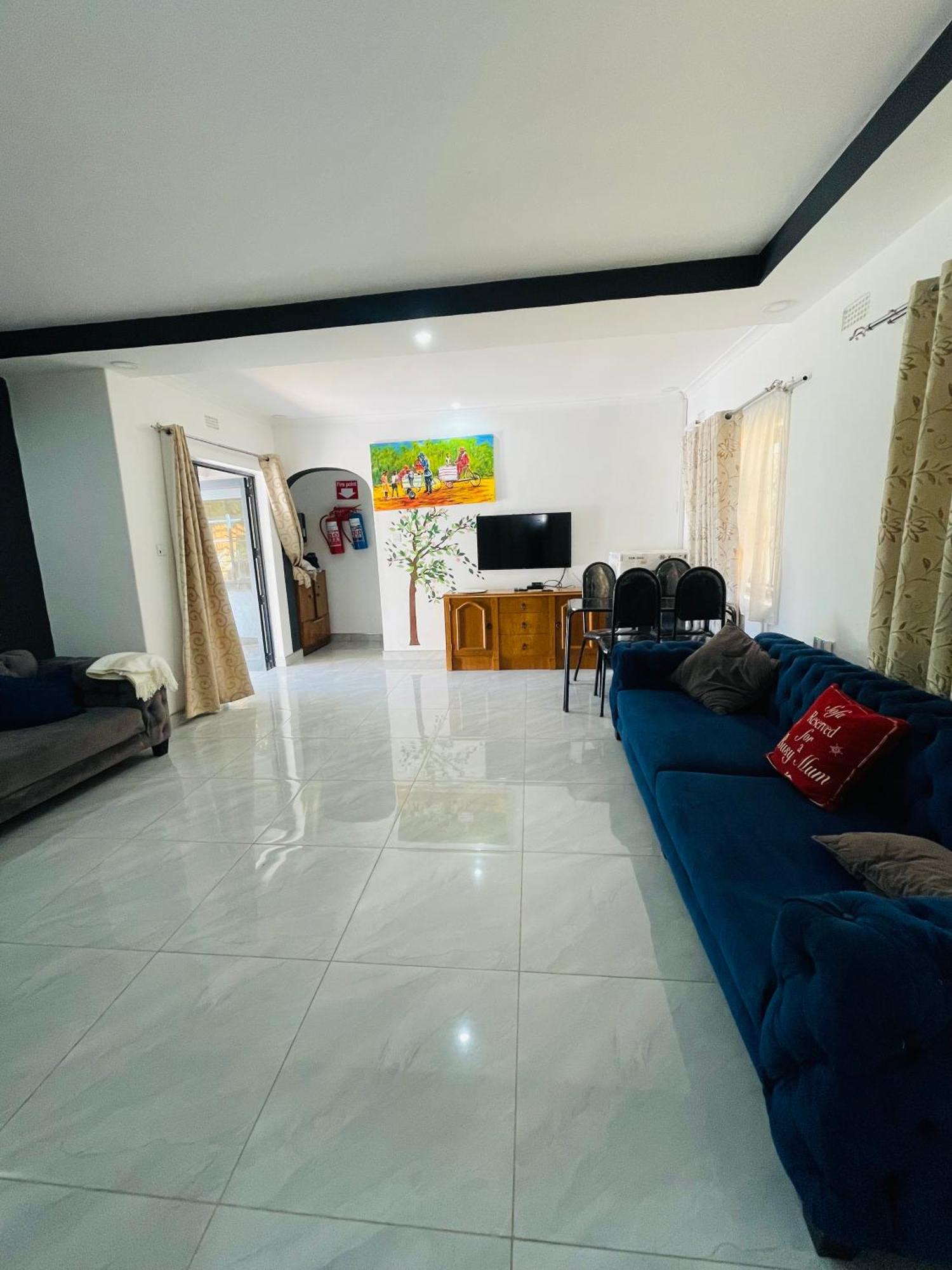 26 Pike Place Mutare Exterior photo